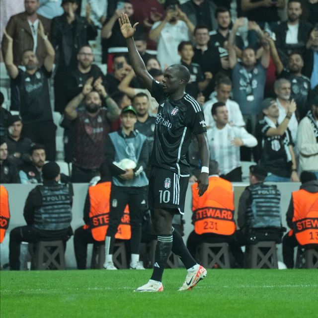 Son Dakika: Kara Kartal farkı koruyamadı! Beşiktaş, Konferans Ligi'nde 2-0 önde götürdüğü maçta Lugano'ya 3-2 mağlup oldu