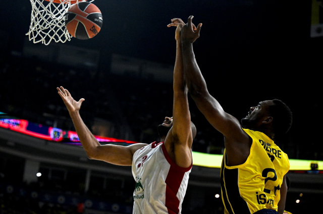 Fenerbahçe Beko, EuroLeague'e galibiyetle başladı