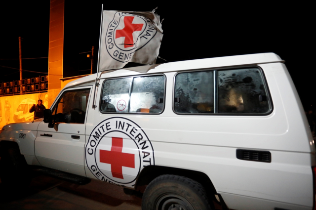 Gazze'deki geçici ateşkesin 6. gününde Hamas, 10 rehineyi serbest bıraktı