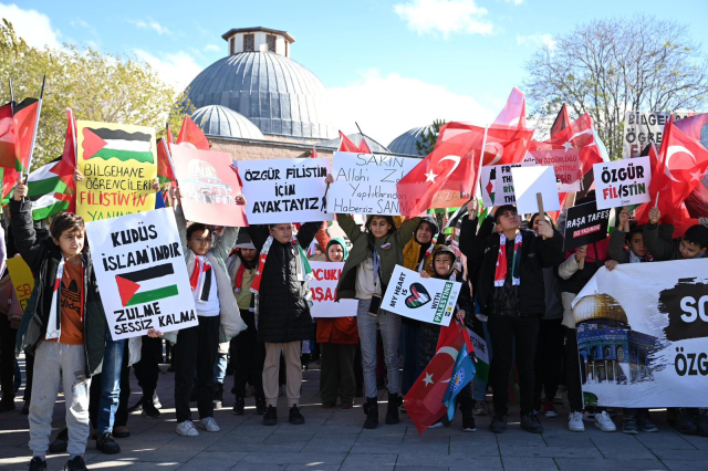 Konyalı çocuklar, Filistinli akranları için gökyüzüne balon uçurdu