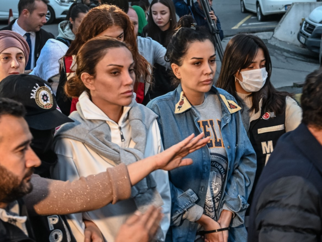 Ekibiyle yaptığı konuşma basına sızan Dilan Polat'ın ifadesi ortaya çıktı: Müşterilerin müstehcen fotoğrafları olduğu için endişe ettim