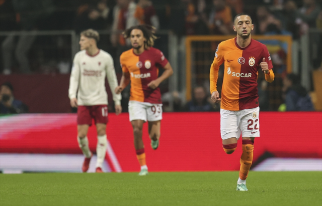 Galatasaray'da Manchester United maçının kahramanı Hakim Ziyech, Şampiyonlar Ligi'nde haftanın 11'ine seçildi