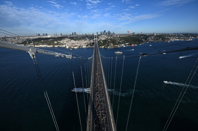 Son Dakika: 45. İstanbul Maratonu'nda Kenyalılar ipi göğüsledi! İşte kazandıkları para ödülü