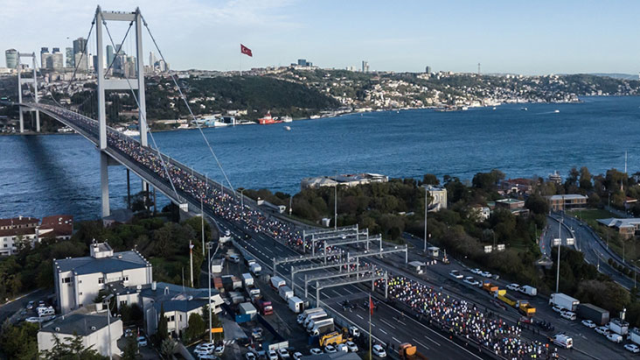 Son Dakika: 45. İstanbul Maratonu'nda Kenyalılar ipi göğüsledi! İşte kazandıkları para ödülü