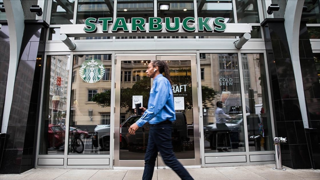 Boykot çağrıları sonrası Starbucks'ın piyasa değeri 20 günde 12 milyar dolar azaldı