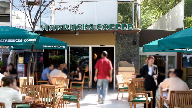 Boykot çağrıları sonrası Starbucks'ın piyasa değeri 20 günde 12 milyar dolar azaldı