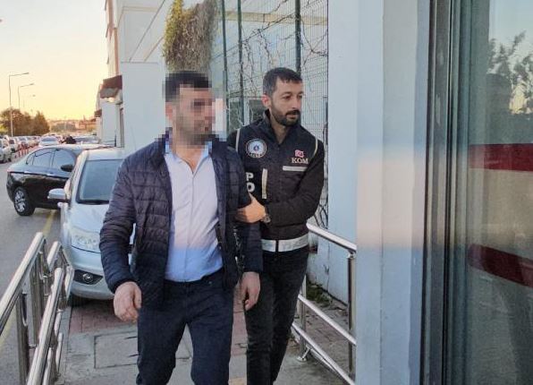 Adana Büyükşehir Belediyesi'ne şafak operasyonu! Zeydan Karalar'dan ilk açıklama geldi