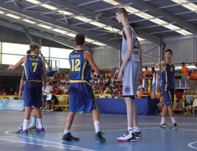 2 metre 31 cm'lik gencin trajik sonu! Basketbolu bıraktı