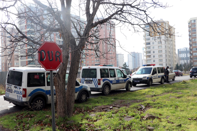 Okul arkadaşının bıçaklayarak öldürdüğü 13 yaşındaki çocuk, son yolculuğuna uğurlandı