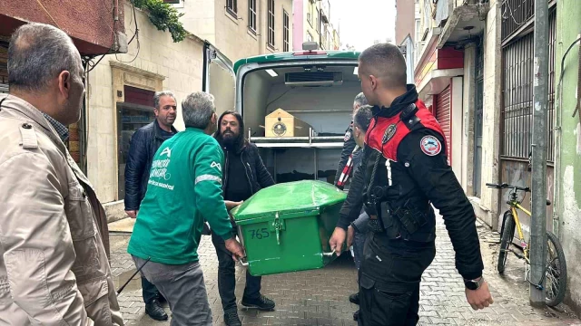 Mersin'de dehşet! Genç kız, sevgilisi tarafından ailesinin gözü önünde katledildi