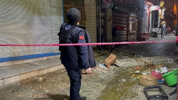 Hava almak için çıktığı balkon çökünce 7'nci kattan düşüp hayatını kaybetti