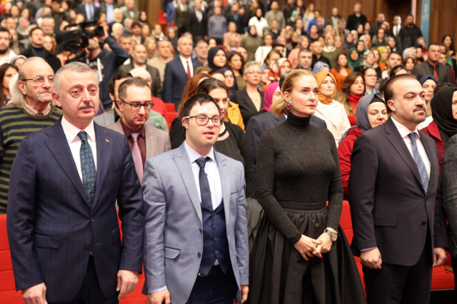 Kocaeli Büyükşehir Belediyesi, 100. yıl kutlamasında 100 özel eğitim sınıfı açtı