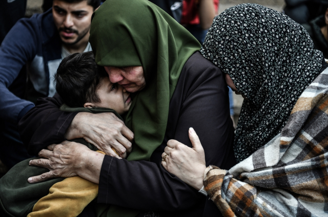 Ateşkesin sona ermesinin ardından İsrail'in Gazze'ye saldırılarında 178 Filistinli hayatını kaybetti