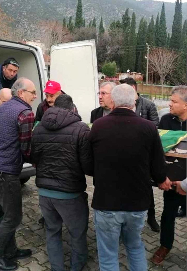 Boğazı kesilerek öldürülen yaşlı kadının katili, komşusu çıktı! Tefeciye borçlandığı için para istemiş