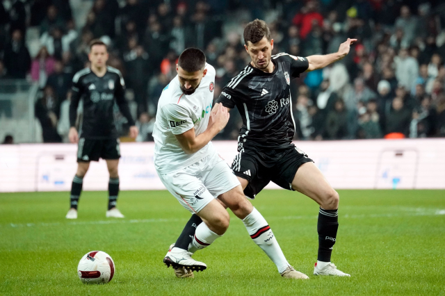 Kara Kartal yeni hocasıyla güldü! Beşiktaş Fatih Karagümrük'ü 3-0 yendi