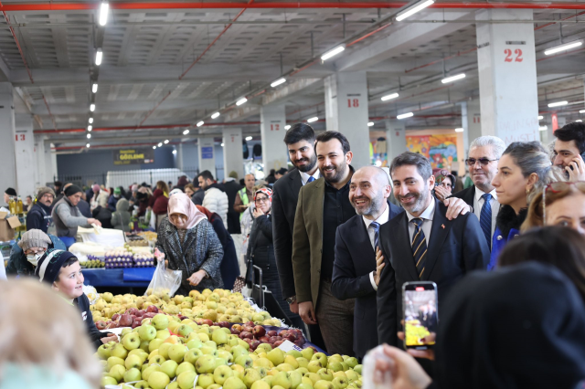 AK Parti Kadıköy Belediye Başkan Adayı Veli Arslan harıl harıl çalışıyor