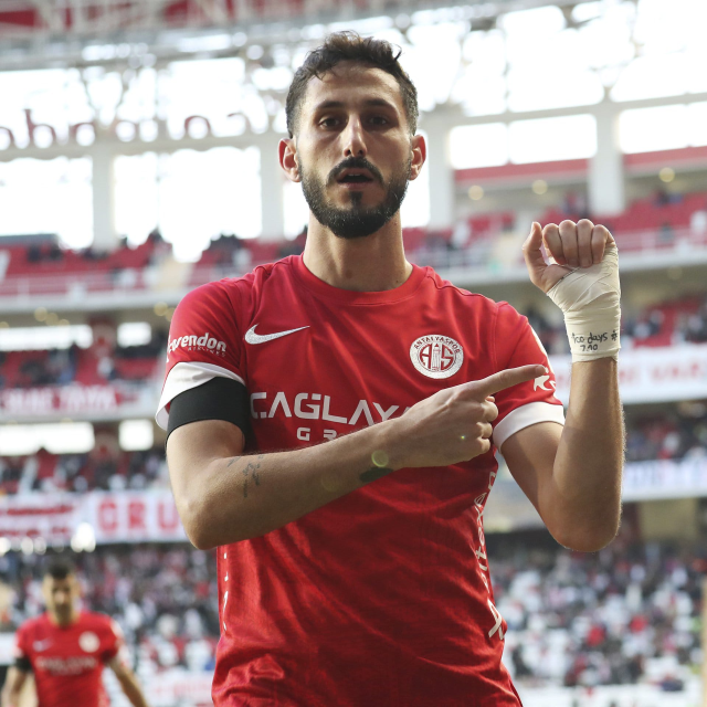 Yaptığı gol sevincinin bedeli ağır oldu! Antalyaspor İsrailli futbolcu Jehezkel'in biletini kesti