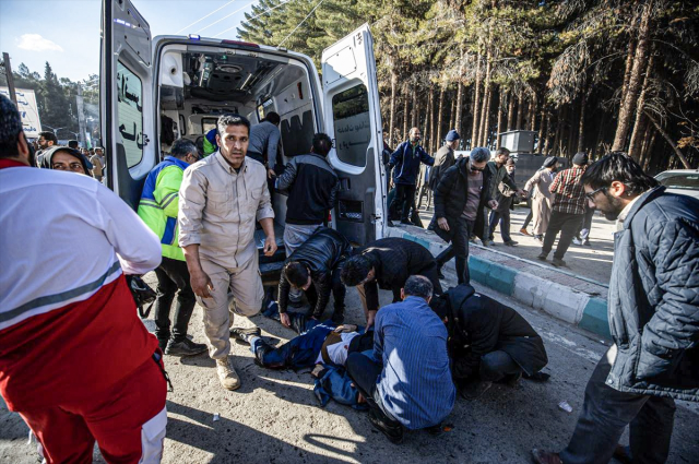 İran'da 84 kişinin hayatını kaybettiği bombalı saldırıyı terör örgütü DAEŞ üstlendi