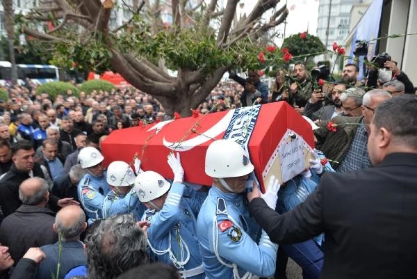 Başkan Zeydan Karalar öldürülen özel kalem müdürünün töreninde konuştu: Bunun arkasında başka bir şey var