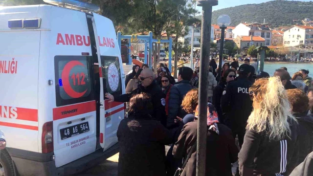 Badem Çiçeği Festivali'nde özçekim yapmak isteyen iki kadın denize düştü