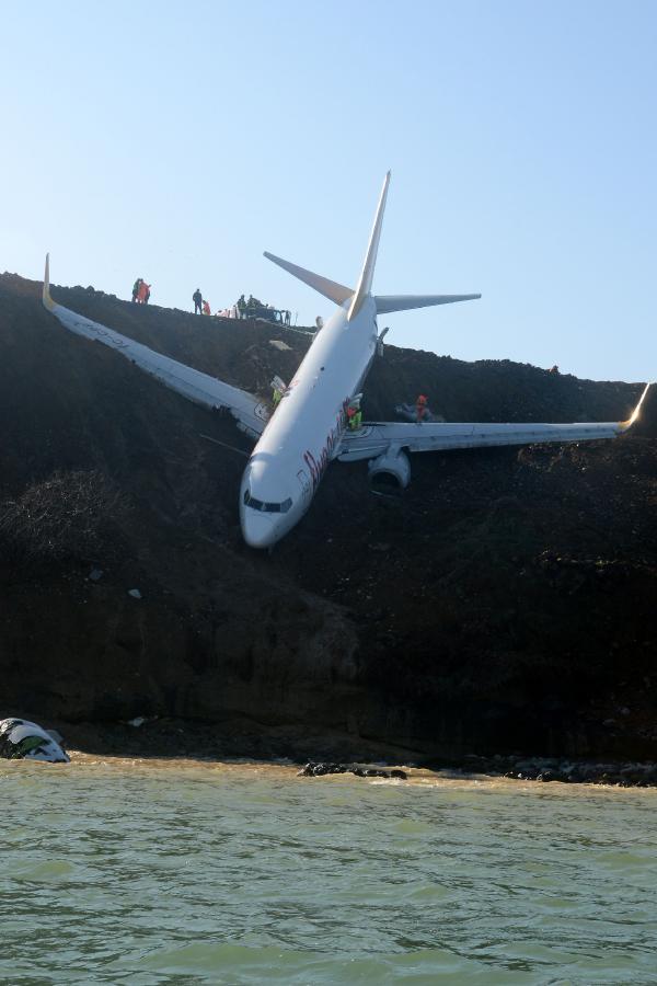 Trabzon Havalimanı'ndaki uçak kazasında pilotlar birbirini suçladı