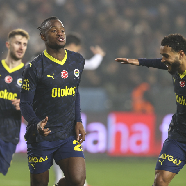 Gaziantep FK'yı deplasmanda 2-0 yenen Fenerbahçe Türkiye Kupası'nda çeyrek finale kaldı