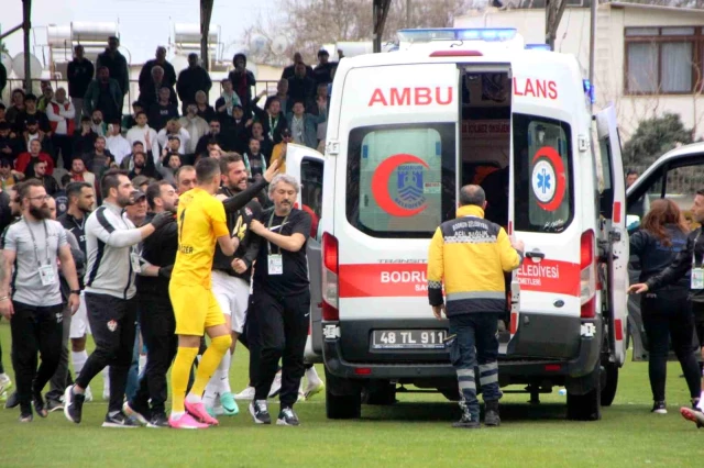 Bodrum FK-Eyüpspor maçında çıkan olaylarda Arda Turan'a yabancı madde isabet etti, 1 oyuncu yaralandı