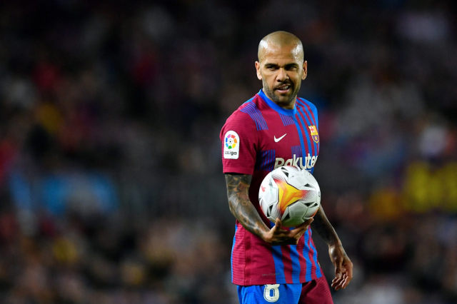 Dünya futbolunu sarsan iddia: Brezilyalı yıldız Dani Alves cezaevinde intihar etti