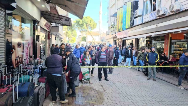 Kendisinden ayrılan sevgilisini öldürüp intihar etti