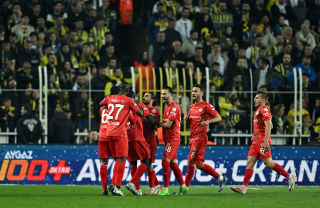 Kanarya hata yapmadı! Fenerbahçe, Pendikspor'u sahasında 4-1 yendi