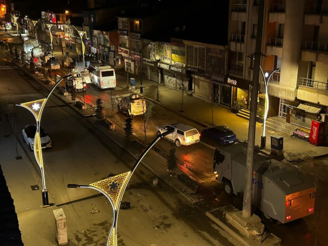 Mazbata krizi sonrası Van sokakları karıştı! Gösteri ve yürüyüşlere 15 gün yasak