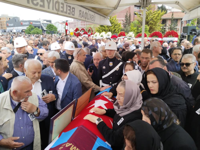 Eski Devlet Bakanı Mehmet Ali Yılmaz son yolculuğuna uğurlandı