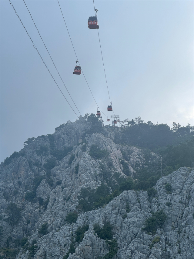 Antalya'da teleferik düştü: 1 ölü ve yaralılar var