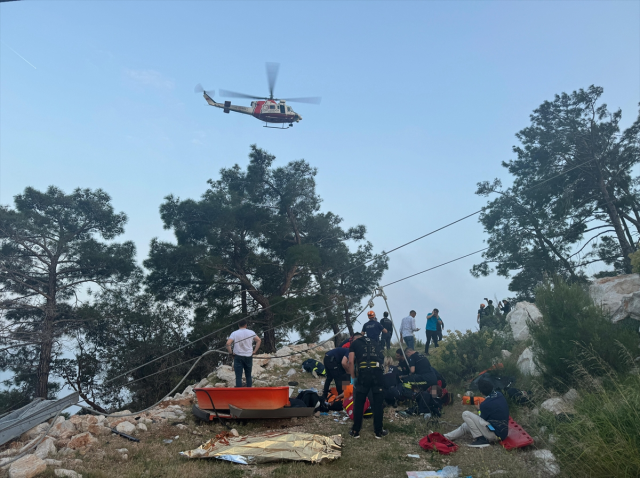 Antalya'daki teleferik kazasına ilişkin Kepez Belediye Başkanı Mesut Kocagöz ve 4 kişi tutuklandı