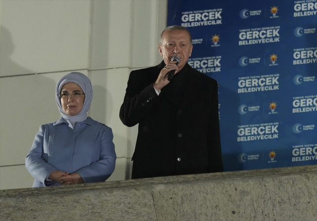 Cumhurbaşkanı Erdoğan'dan seçim sonrası balkon konuşması: Türk milleti mesajını vermiştir